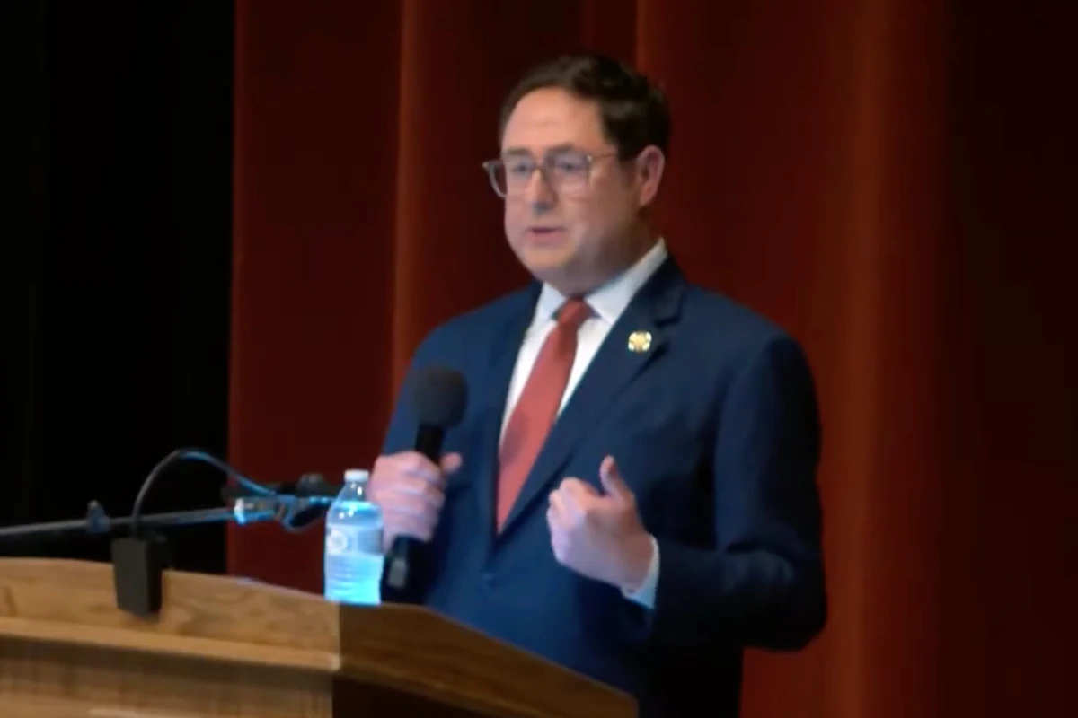 Republican heckled at town hall over Trump’s slush fund and Iran war