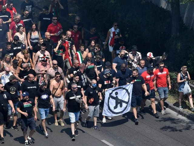 Hungary fans unveil anti-kneeling banner before Euro 2020 game