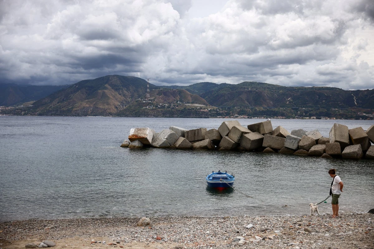 Locals fight plans for Sicily bridge that would be world’s longest