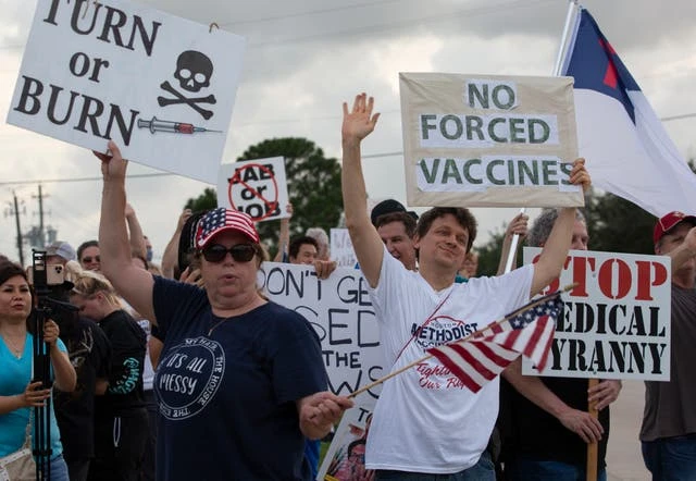 Judge dismisses lawsuit by anti-vax hospital workers in Texas