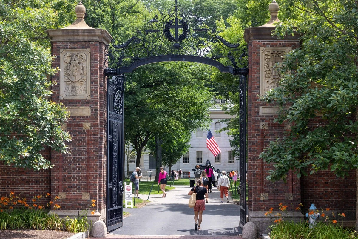 Harvard faculty votes to limit A’s it hands out to slow grade-flation
