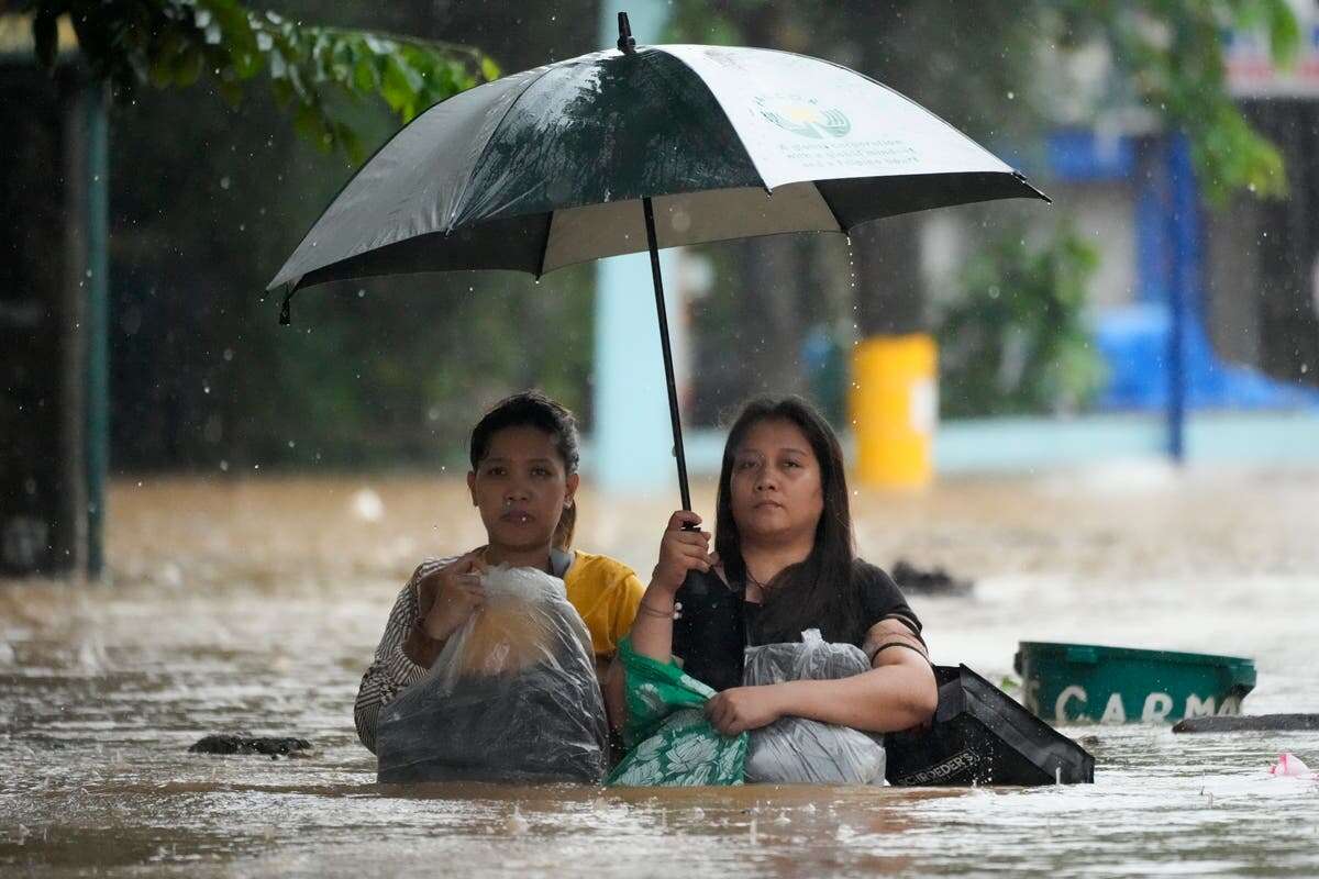 Storm Yagi heads for Chinese coast after killing 14 in Philippines