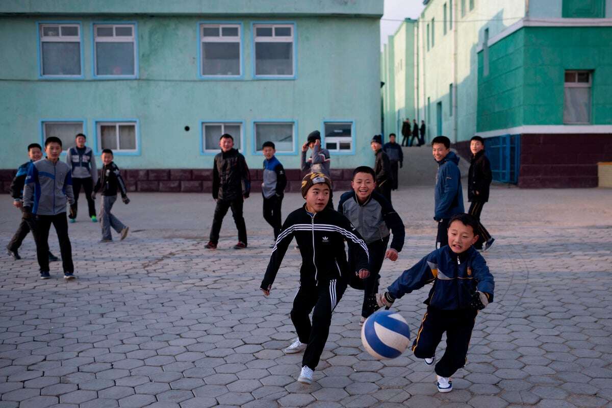 North Korean tourist village shuts down after just three weeks