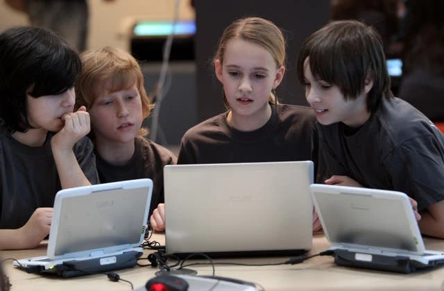 UK children can prevent nude photos being shared online with new tool