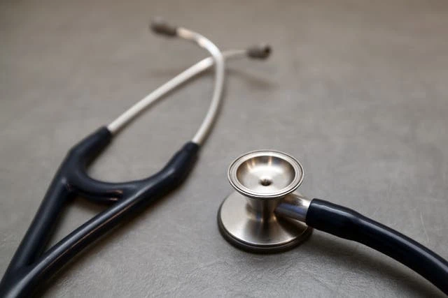 Number of NHS doctors taking early retirement has tripled since 2008