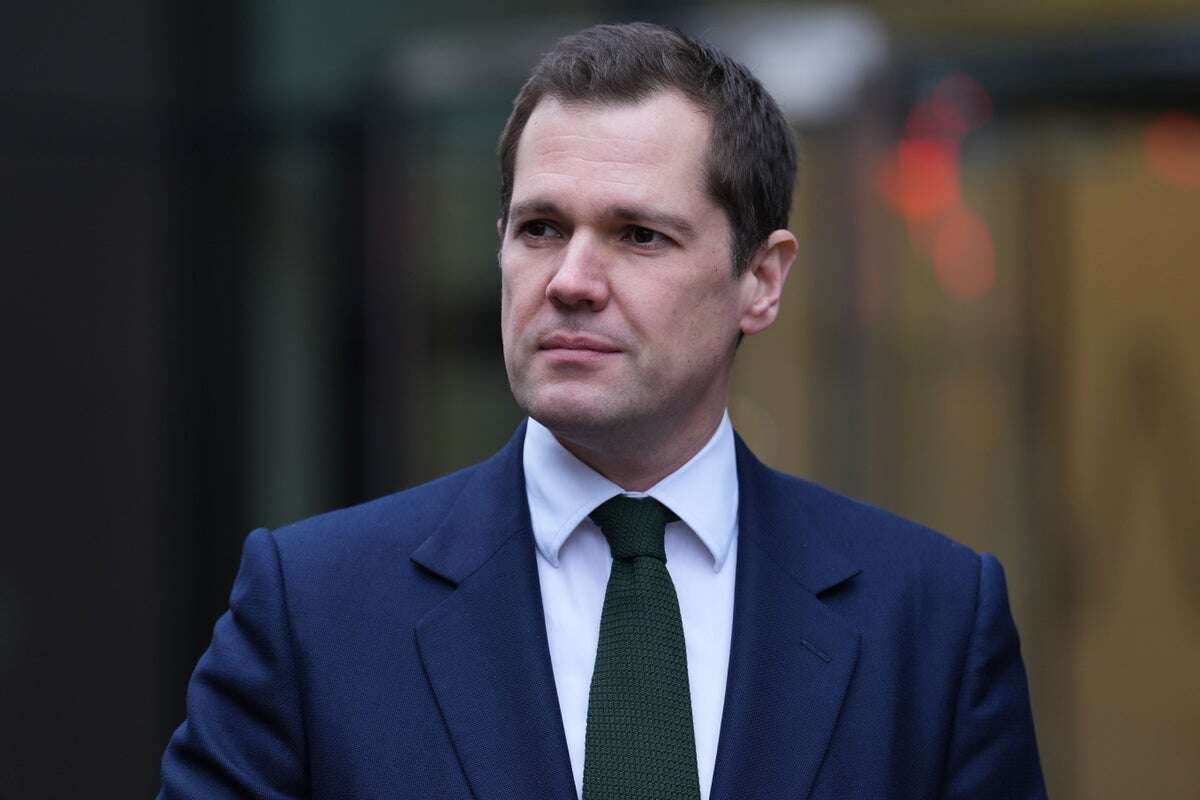 Badenoch disowns Robert Jenrick's traitor insult against Keir Starmer