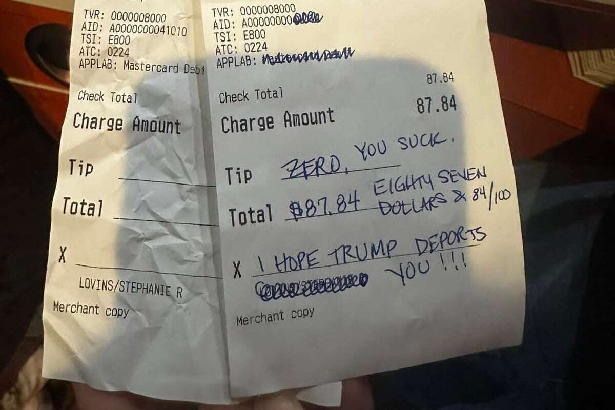 Server left with note saying ‘I hope Trump deports you’ instead of tip