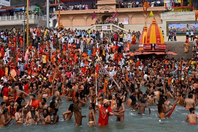 Police inquiry into ‘fake Covid tests’ at Kumbh festival in India