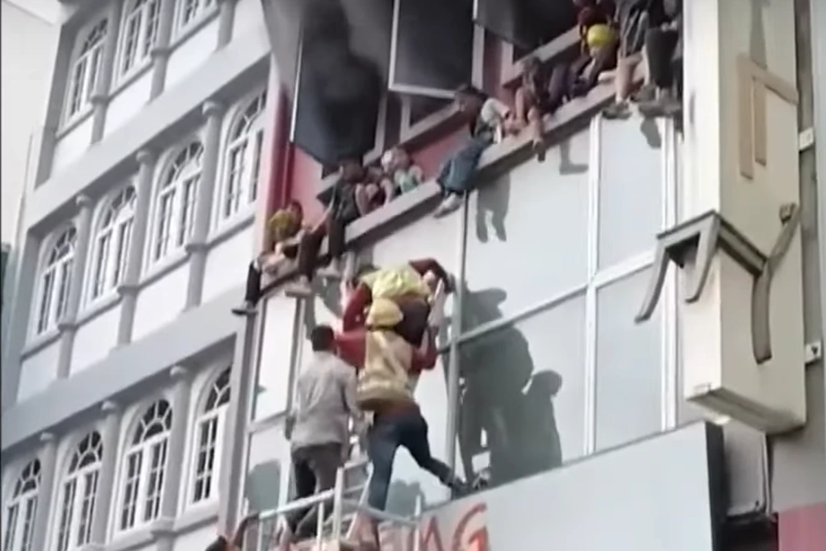 Australian girl dies as fire erupts in Singapore classroom