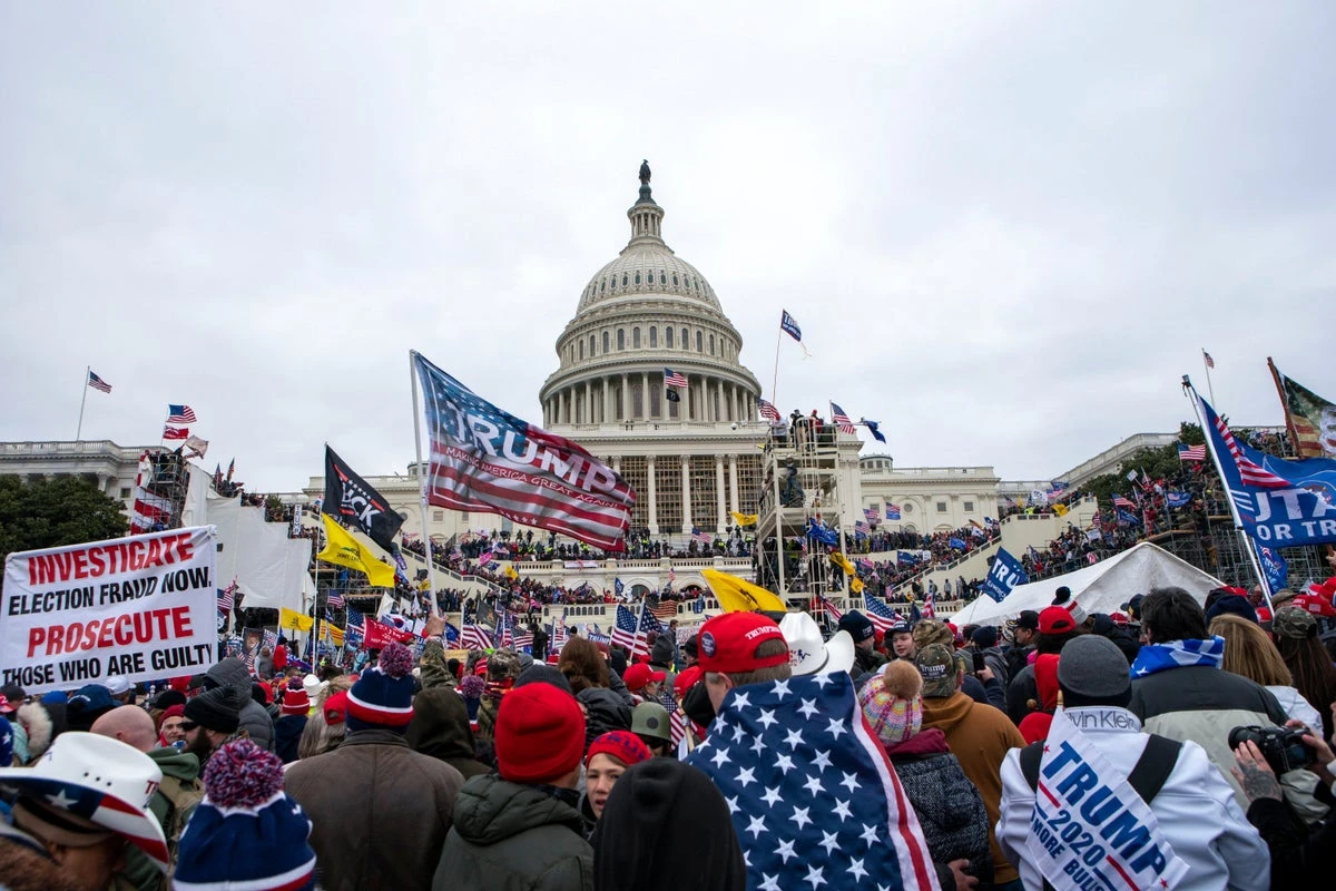 Trump official told GOP ally big payouts coming for Jan 6ers: report
