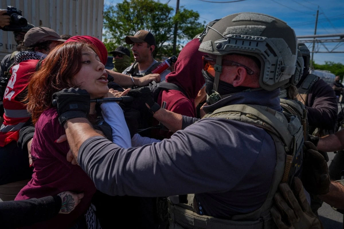 Dems say ICE is retaliating against hunger striking detainees