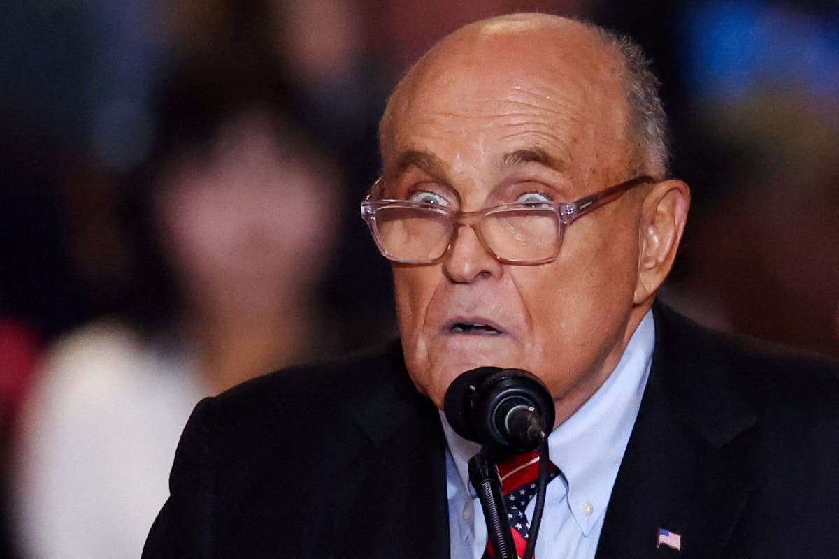 Giuliani text wrong number begging to overturn 2020 election: docs