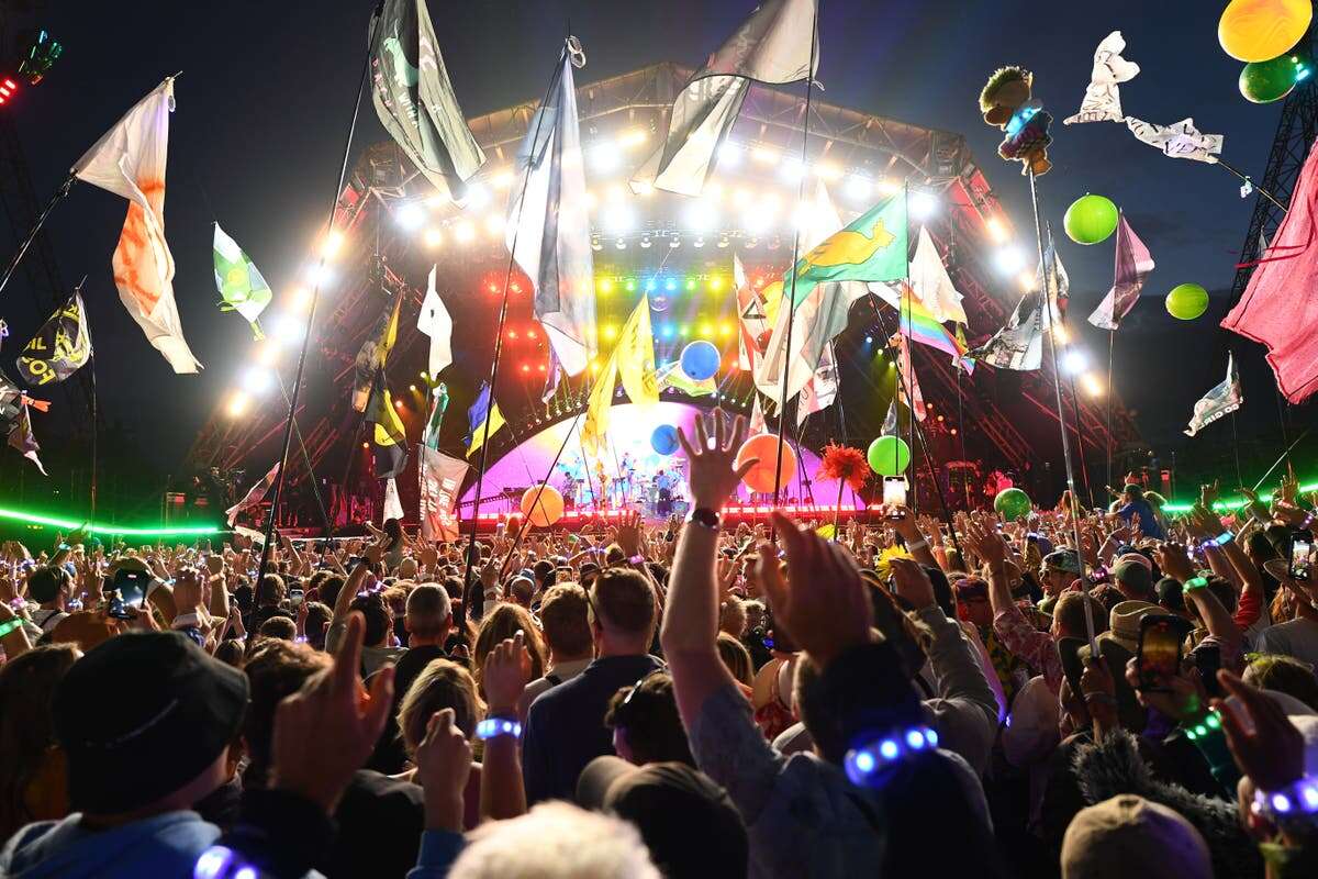 Festival-goers prepare for Glastonbury general sale – LIVE