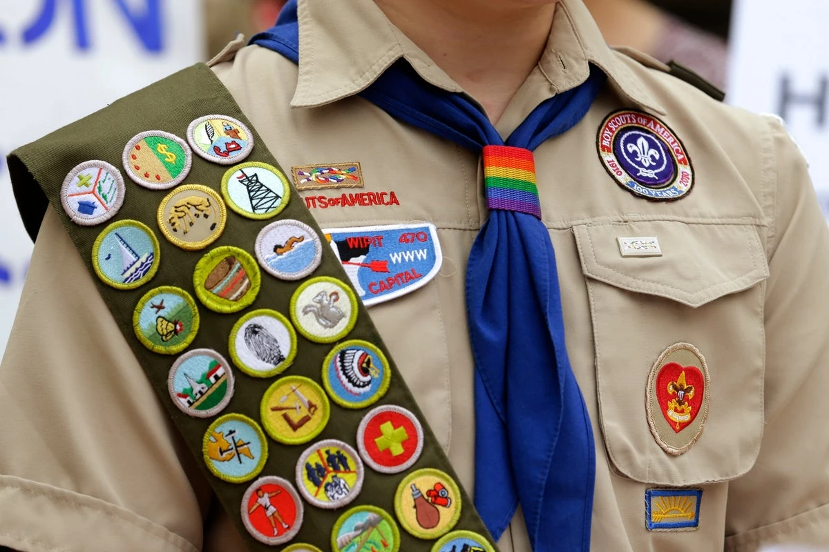 Boy Scout troop rescues former Eagle Scout, 78, lost in Sierra Nevadas