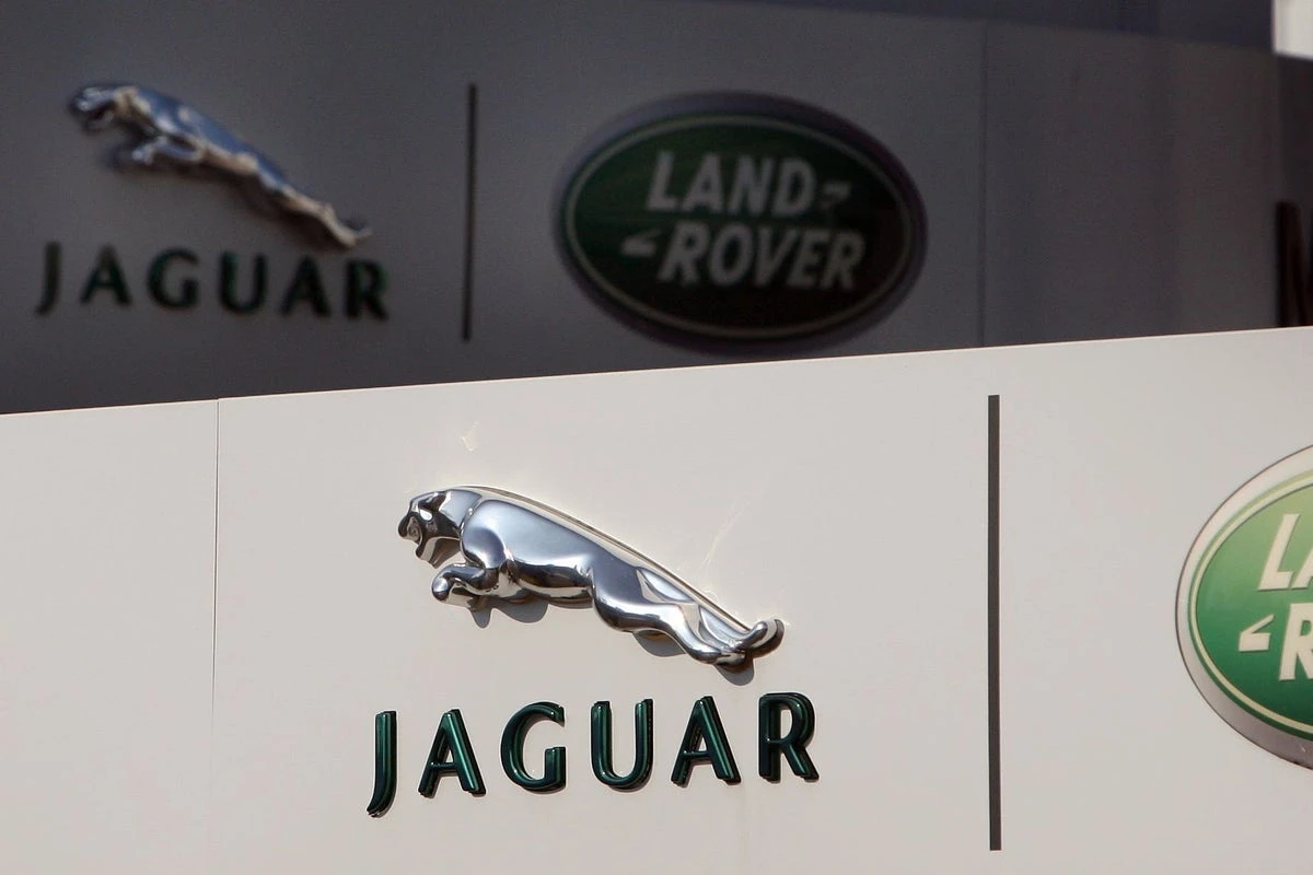 Jaguar Land Rover to recall 170,000 vehicles over loss of drive power