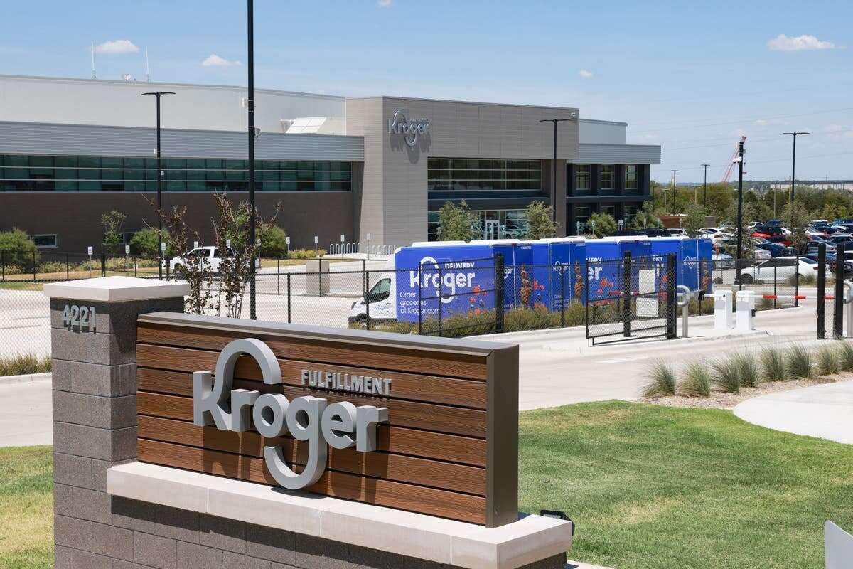 Judge halts the proposed supermarket merger of Kroger and Albertsons