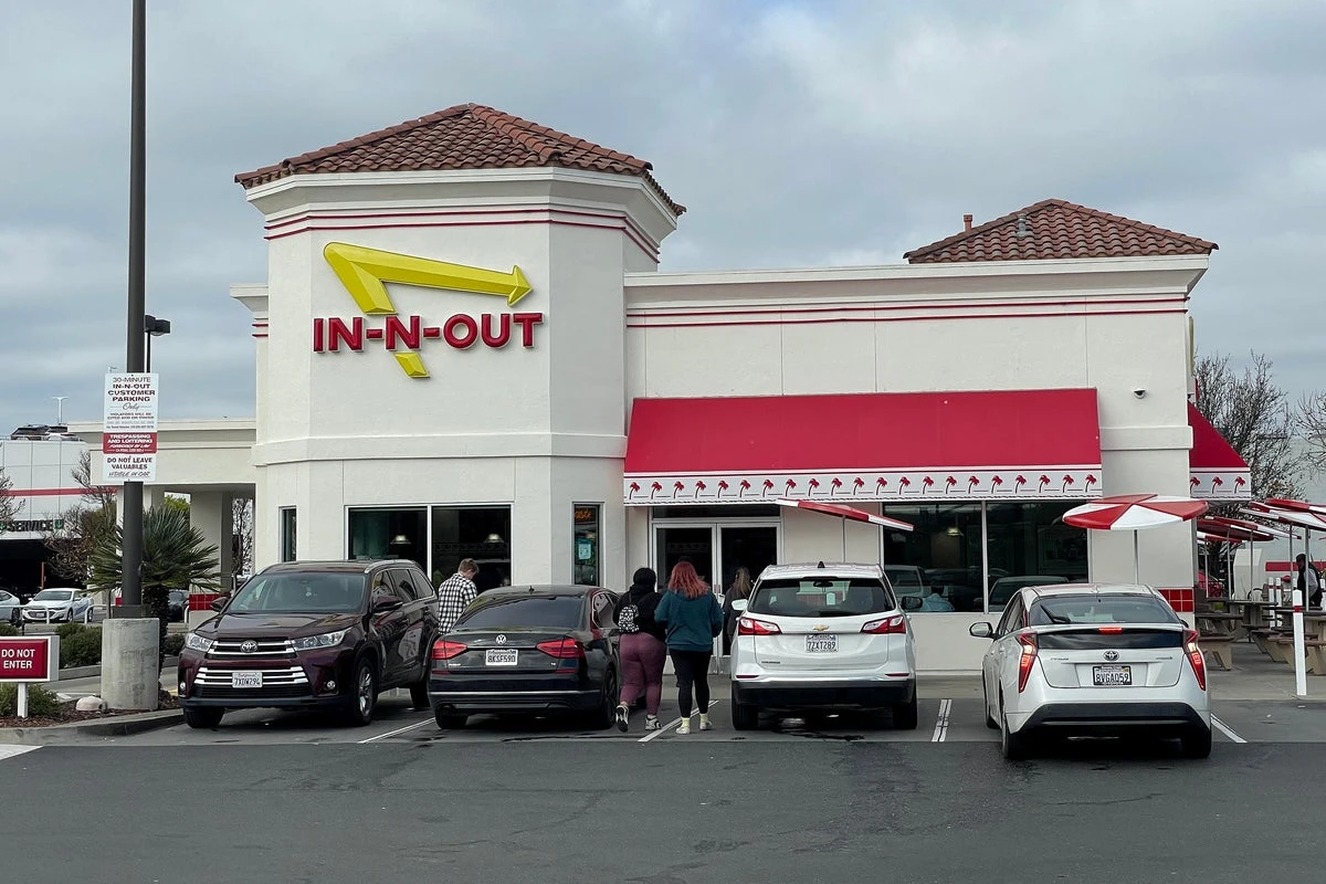 White House duped by In-N-Out April Fools’ tweet