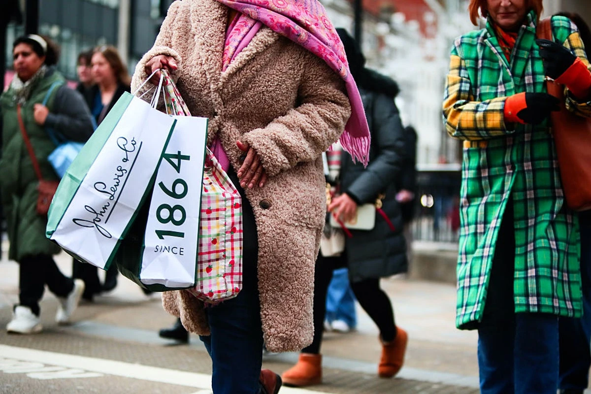 Retail sales dip as soaring fuel prices force shoppers to make cuts