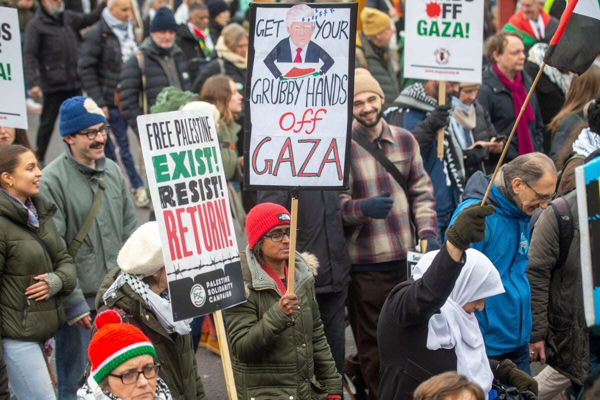 Thousands march on US embassy in London over Trump’s Gaza plan