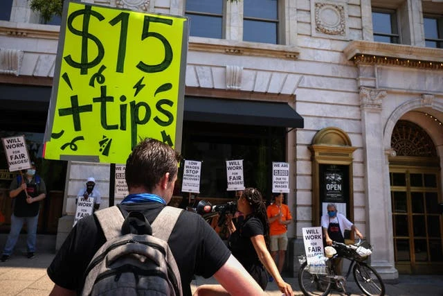 Delaware legislators approve $15 minimum wage