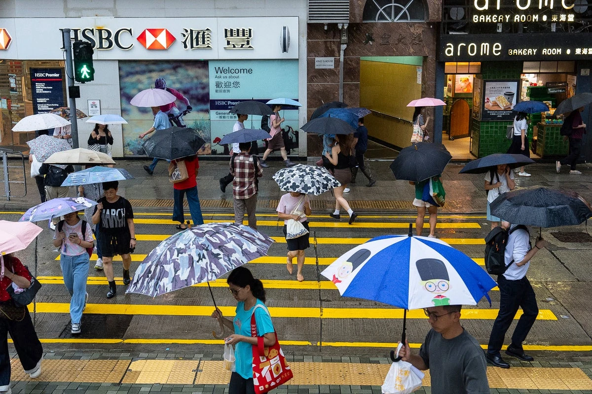 Podul brings heavy rain to China after injuring scores in Taiwan