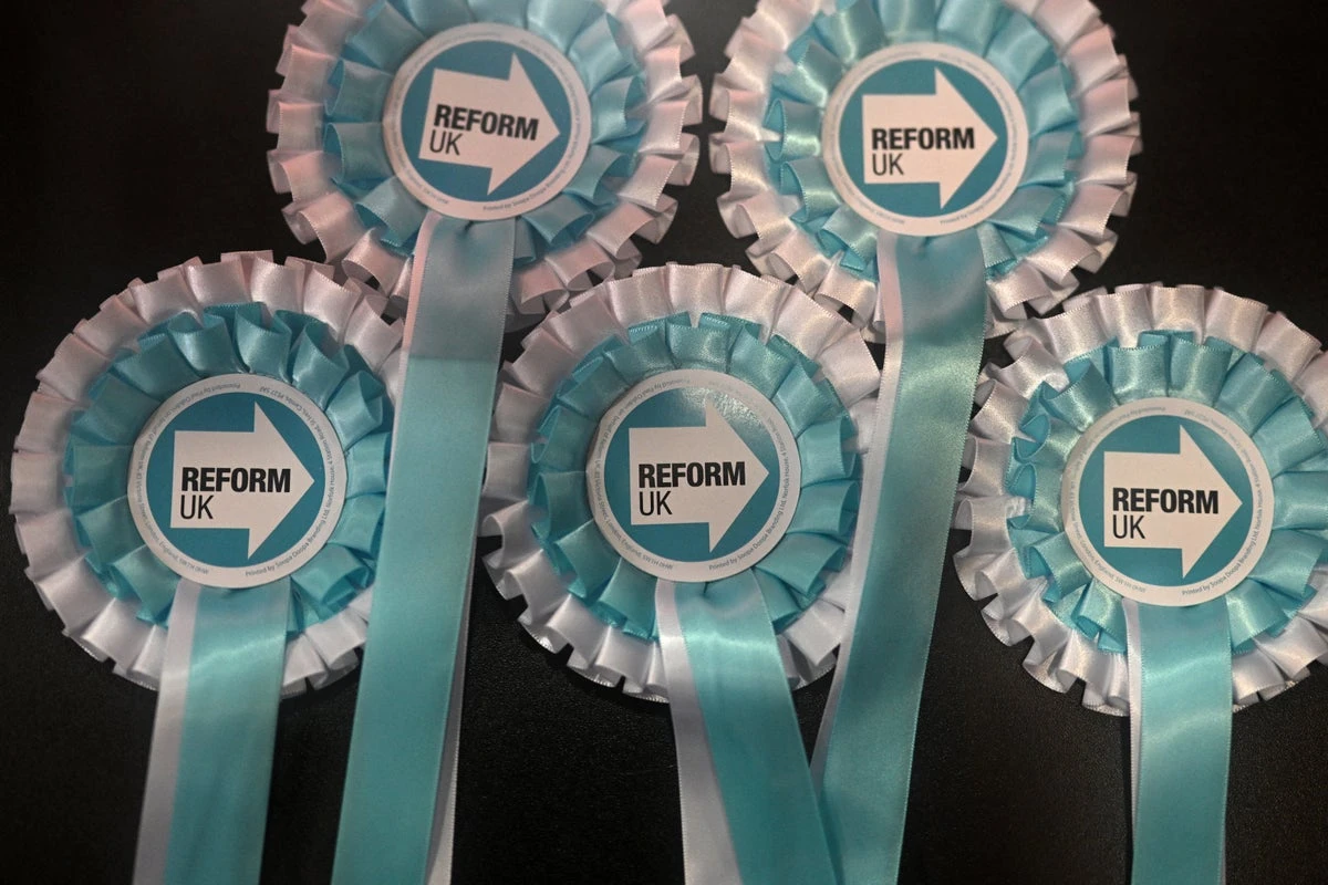Councillor quits Reform over Holocaust ‘hoax’ post