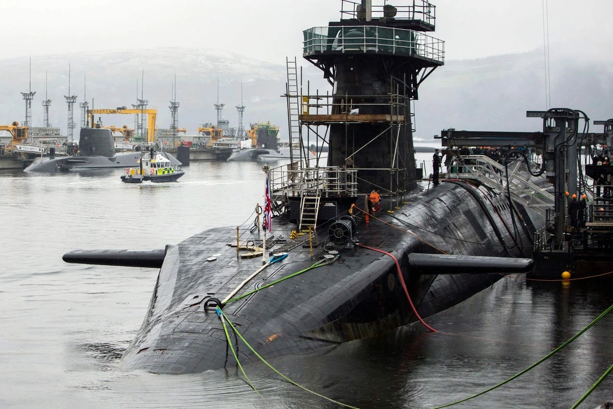 How many nuclear submarines does the UK have?