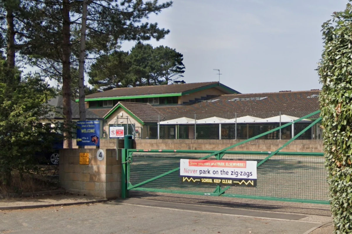 PE teacher sent topless Snapchat pictures to student