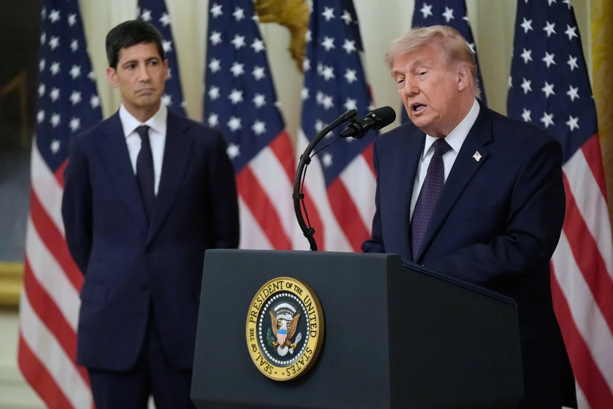 Trump claims he wants ‘independent’ Fed as Warsh is sworn in as chair