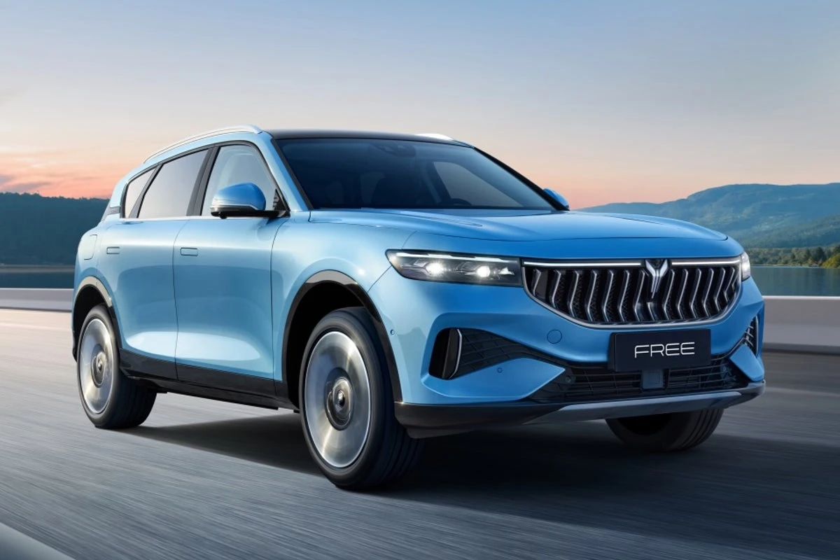 Stellantis bring Chinese Voyah cars to Europe – and UK could be next
