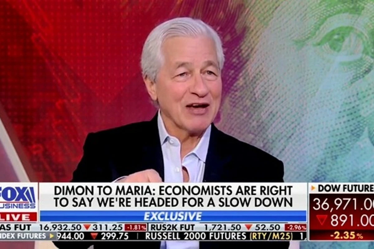 Jamie Dimon tells Fox recession is ‘likely’ and he expects defaults
