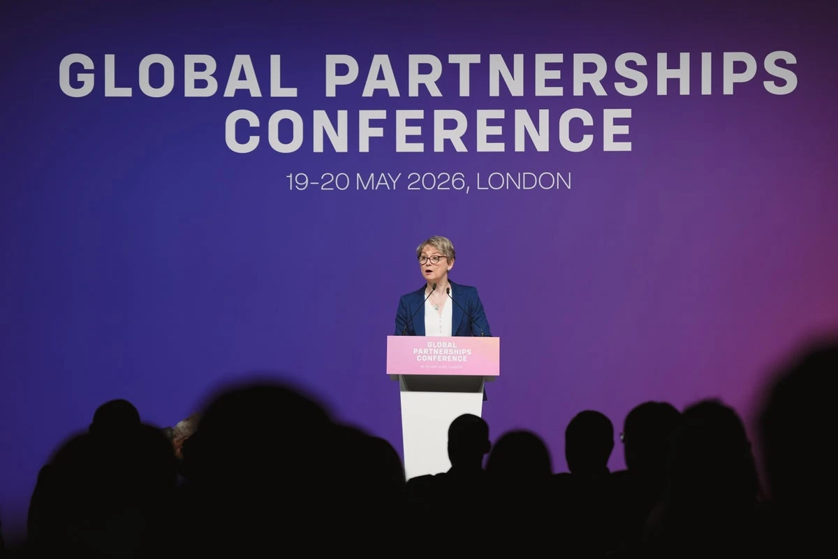 UK pushes ‘bold approach’ to aid as it warns of food crisis over Iran