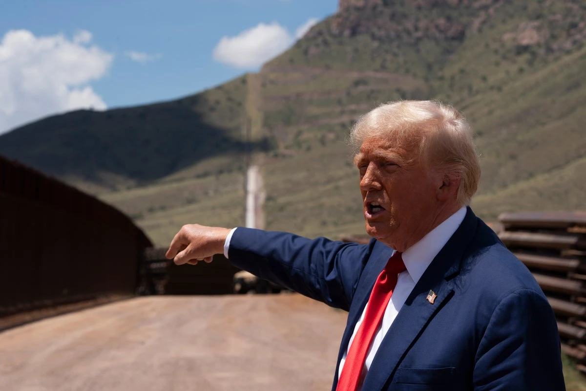 Trump offers to send troops to Mexico to help tackle drug cartels