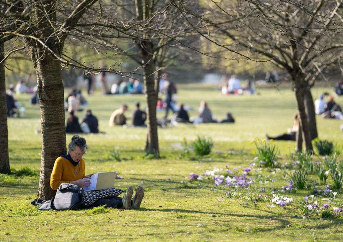 UK set to be hotter than Istanbul as temperatures soar next week