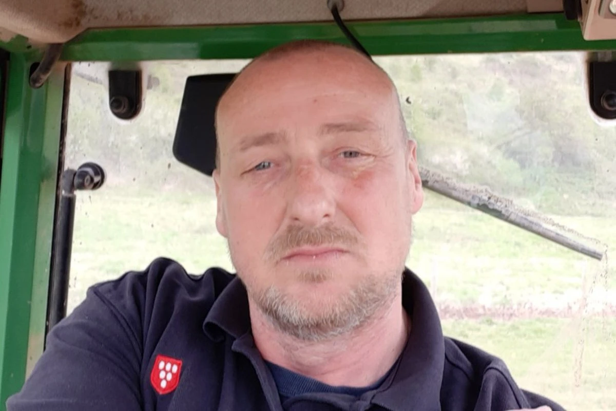 Extreme sports junkie sues vineyard for £200k after horror fall