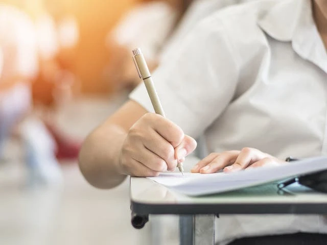 Pupils set to be given advance notice of 2022 exam topics