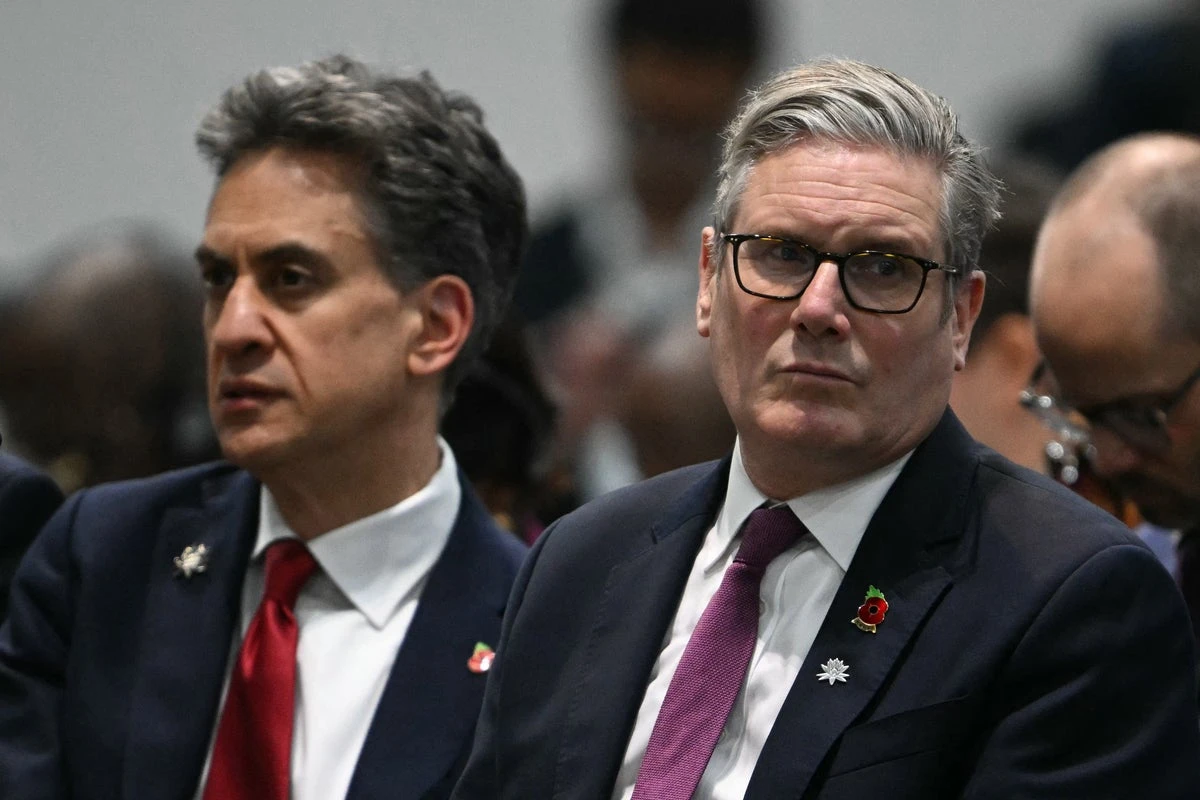 How might Labour topple Starmer, and who would replace him?