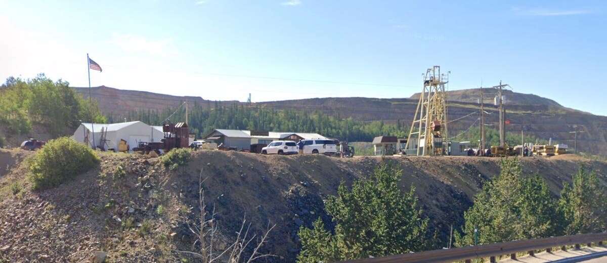 Multiple tourists trapped underground in Colorado mine, reports say