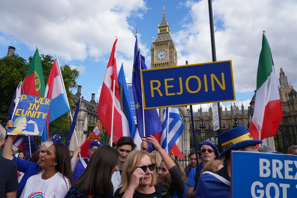 EU could fast-track Britain’s membership if UK opts to reverse Brexit