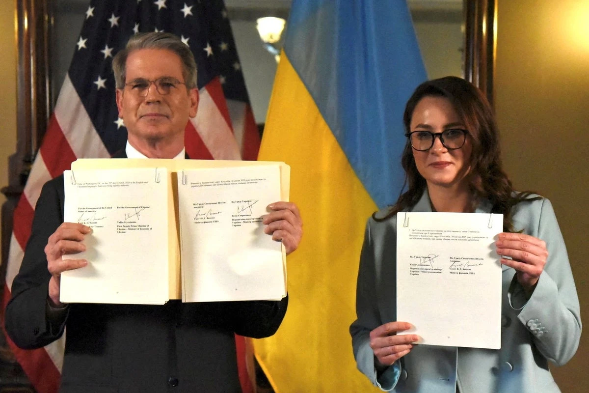 Ukraine prising Trump away from Kremlin with minerals deal is triumph