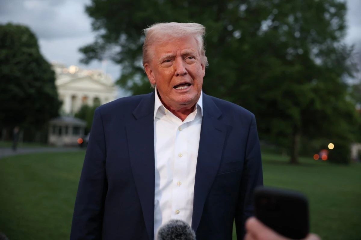 Trump’s ravings get louder as his approval rating goes lower