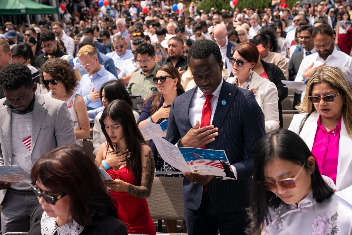 Trump admin bans voter recruitment drives at naturalization events