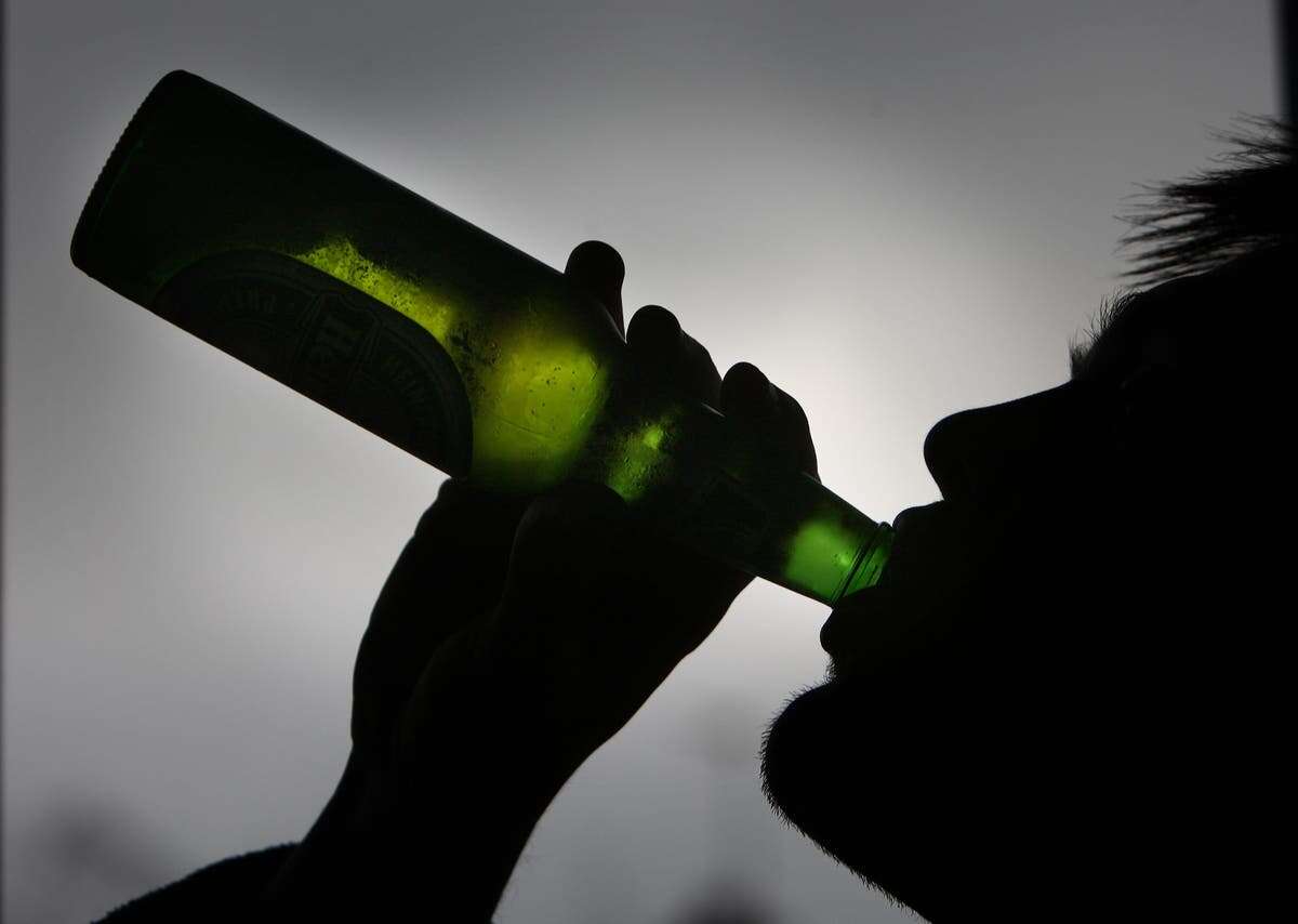 Moderate drinking found to have no health benefits, study says