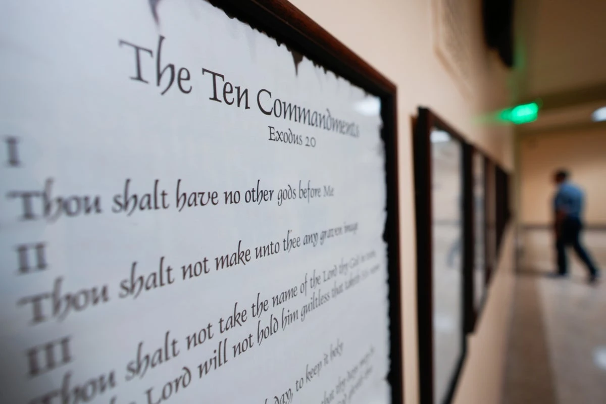 Louisiana blocked from mandating Ten Commandments in classrooms