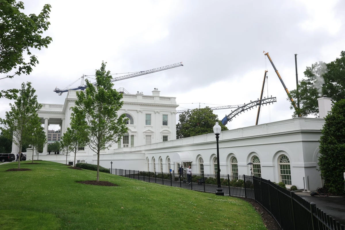 Construction has started for UFC ring to celebrate Trump’s birthday