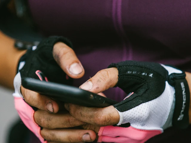 Strava announces ‘biggest app update of the year’ with new features