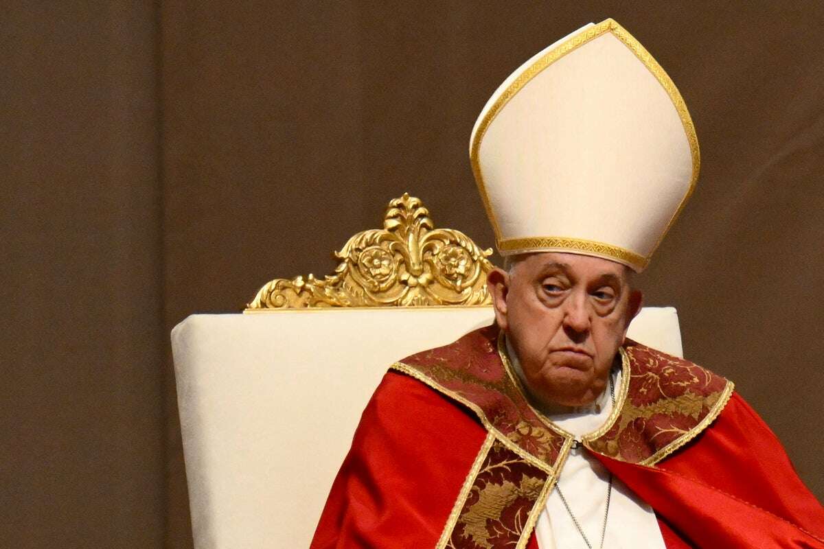 Pope gives major sign he plans to stay on amid pneumonia battle