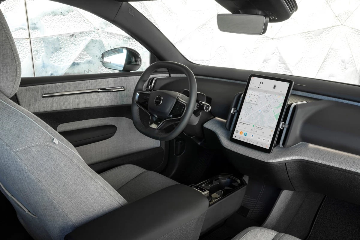 ‘No one wanted to ditch buttons’: Why drivers are sick of touchscreens