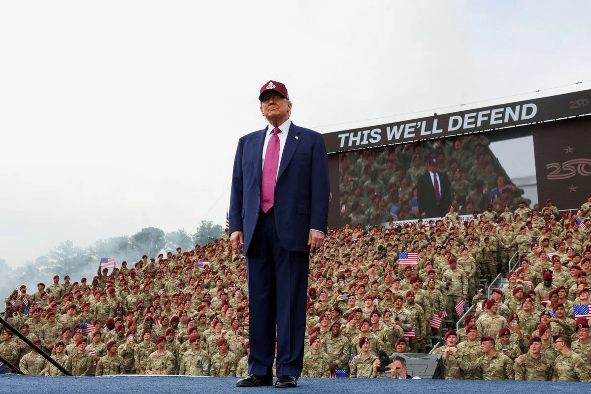 Trump labels LA a ‘trash heap’ in partisan Fort Bragg speech to troops