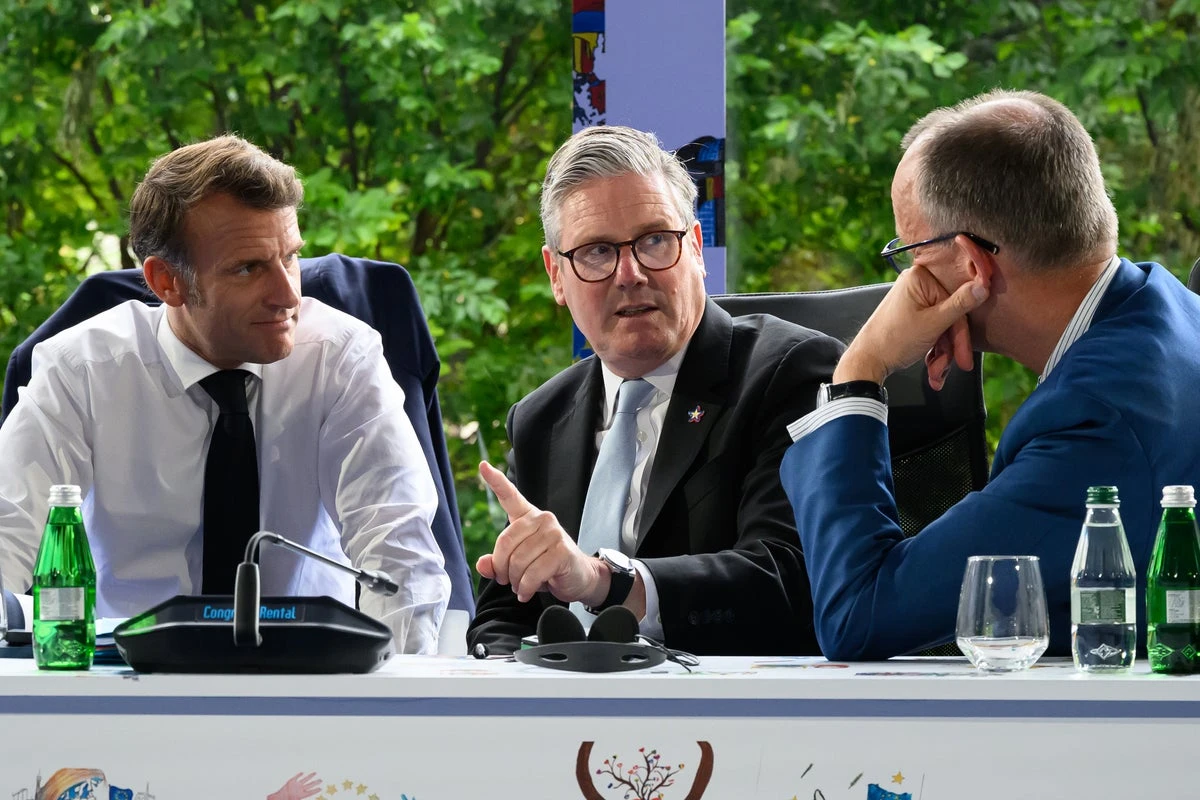 Britons think UK is viewed as ‘weak’ by rest of world, poll shows
